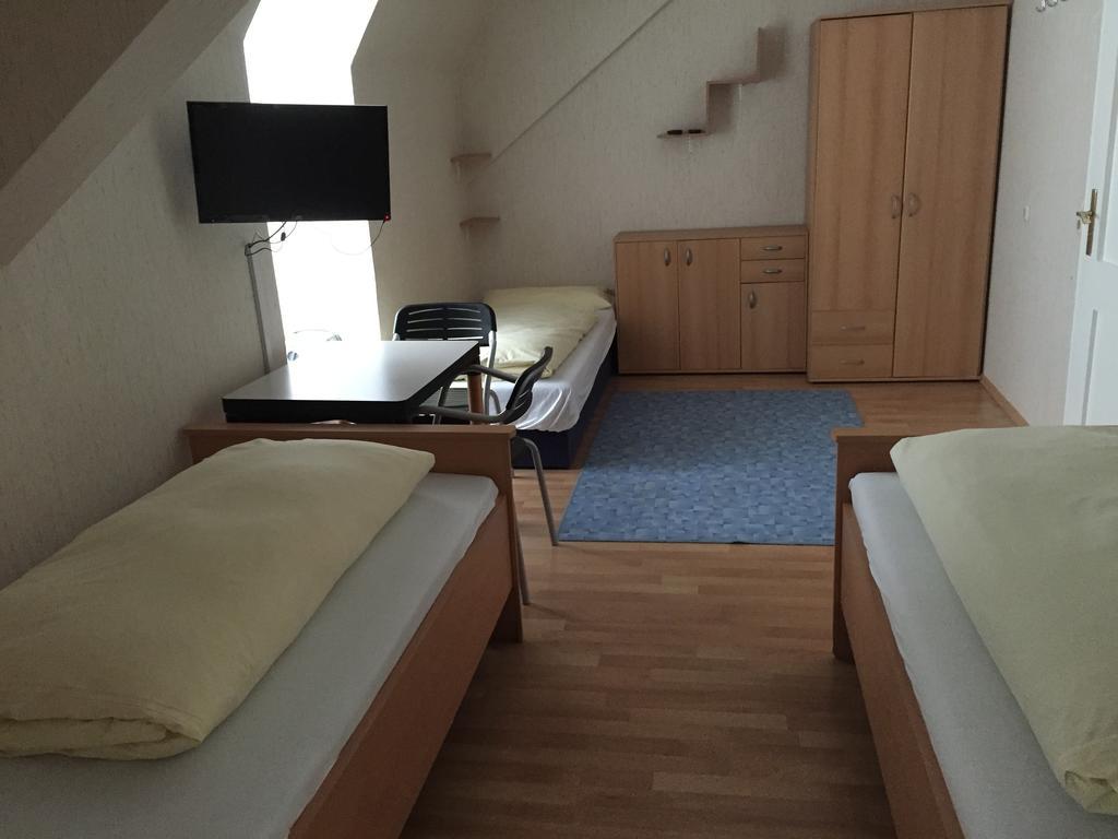 Jugendhotel Nuernberg Værelse billede